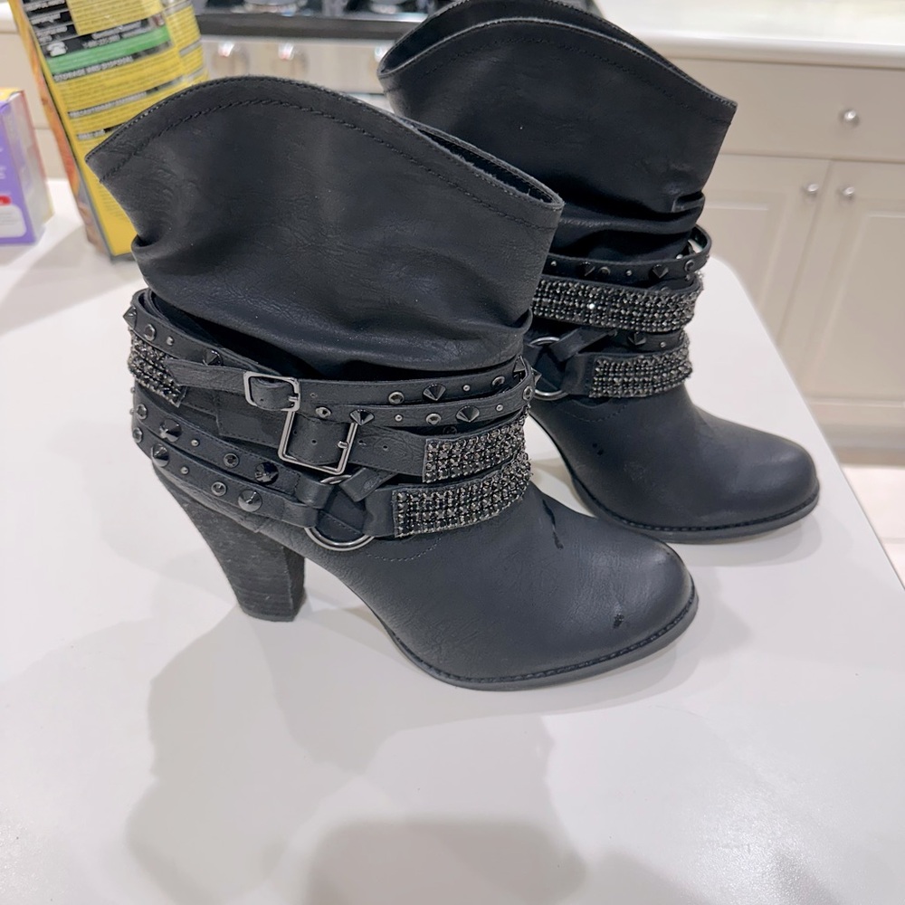 Not Rated, western style high heeled booties 10 m.embellished with nail headed